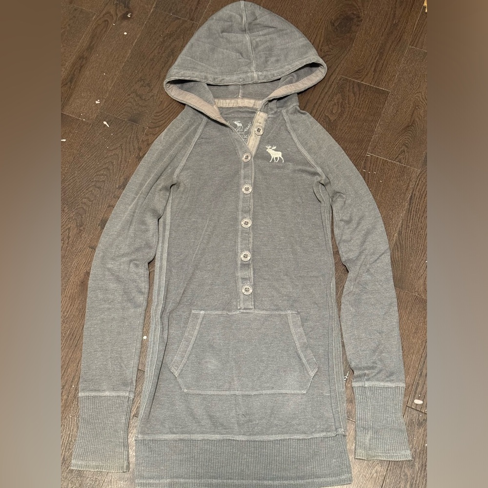 Abercrombie & Fitch vintage pullover half button